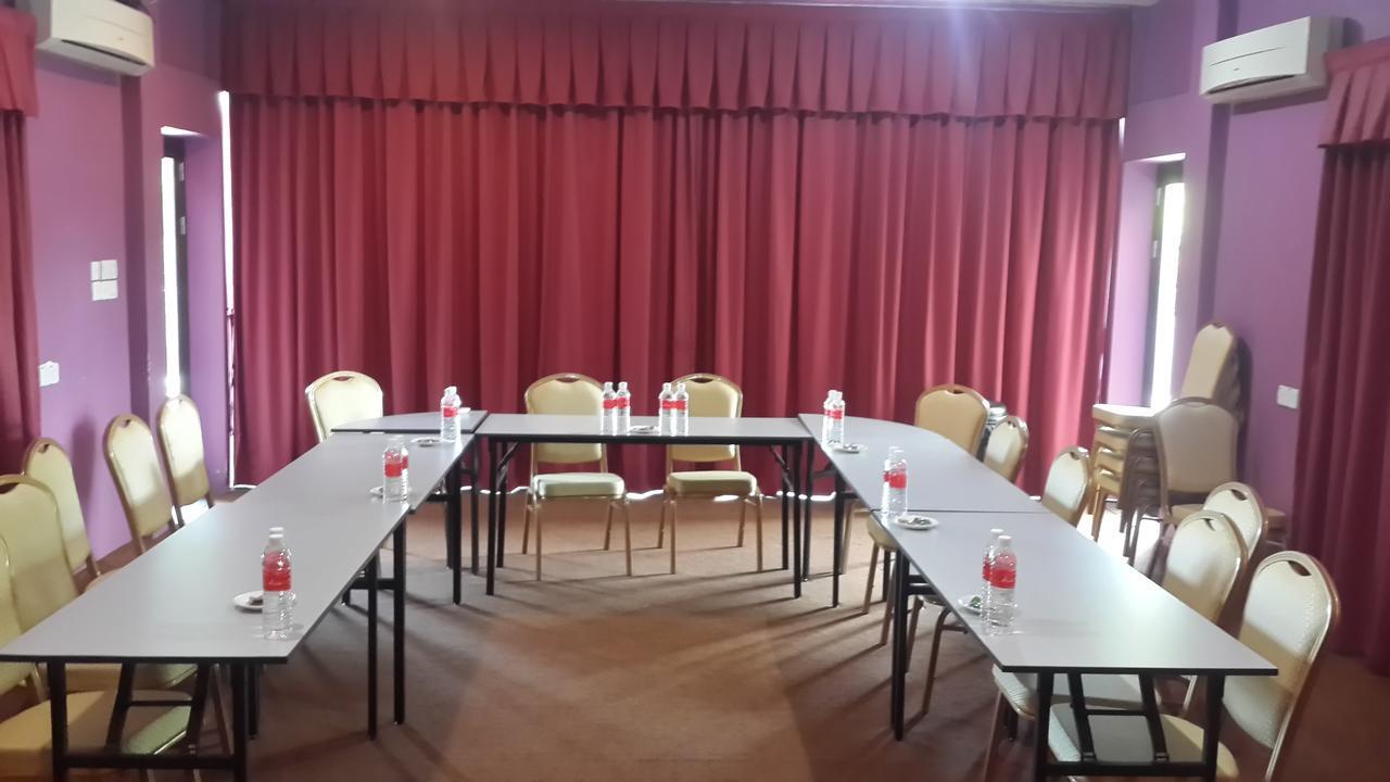 Avida Hotel Labuan Zewnętrze zdjęcie