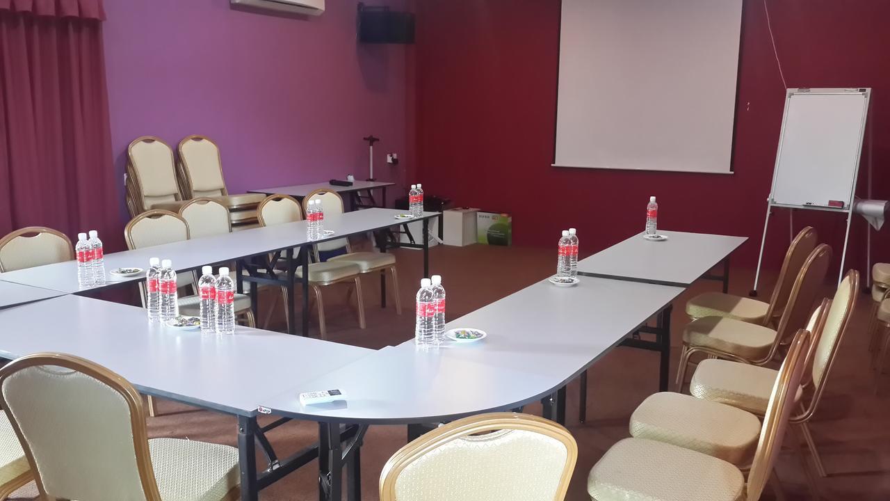 Avida Hotel Labuan Zewnętrze zdjęcie